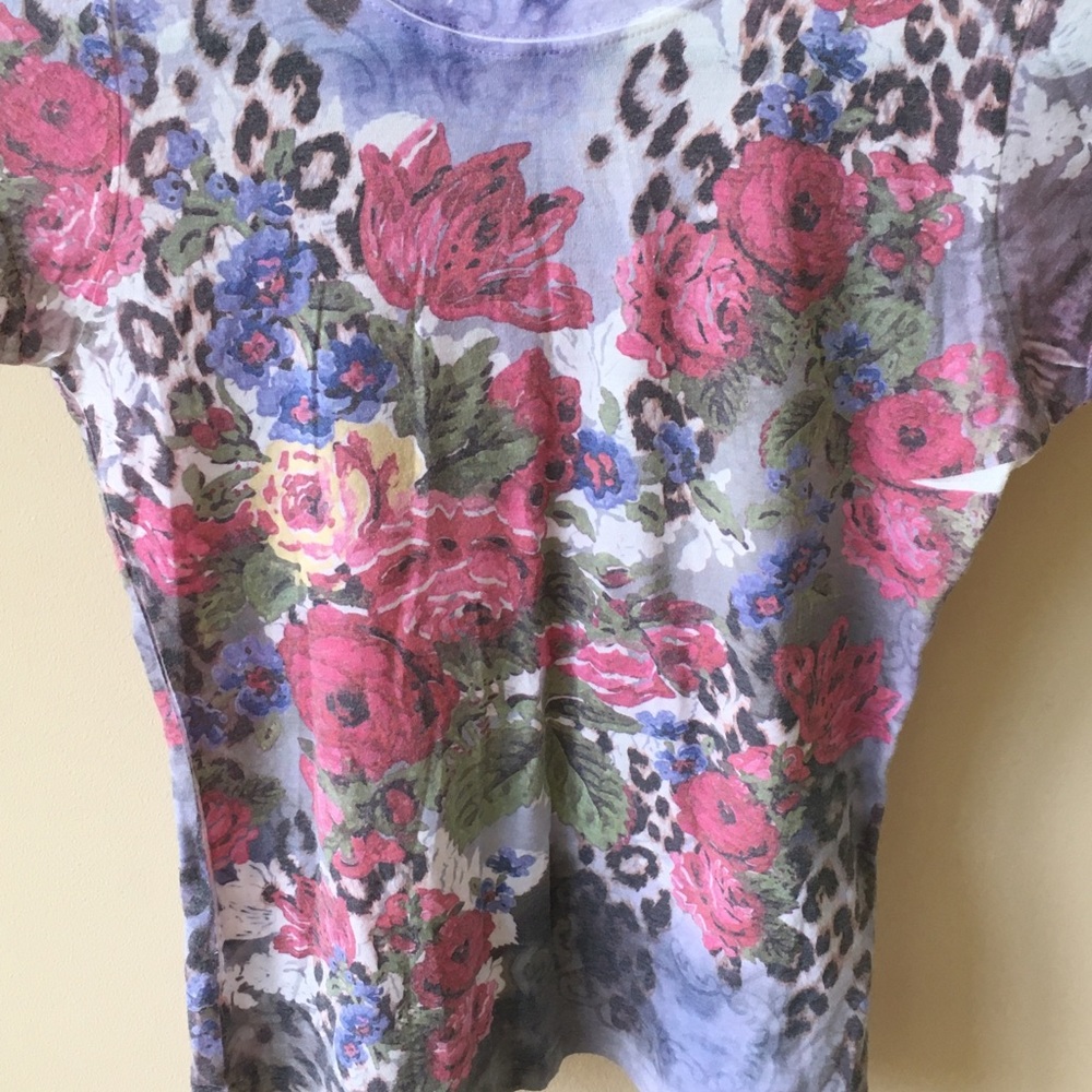 NWOT top - Picture 2 of 3